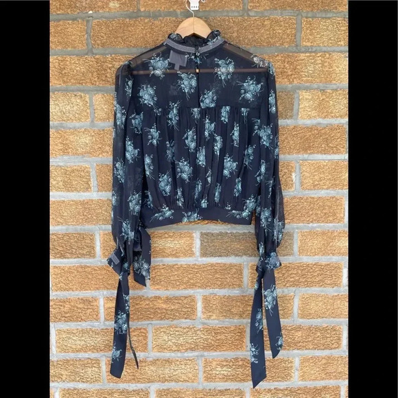 Cinq a Sept Natalie Shirred Floral-Print Blouse small - Picture 13 of 17